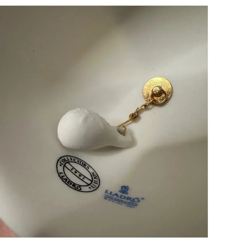Lladro Figurine: 7613 Spring Bell (1991)